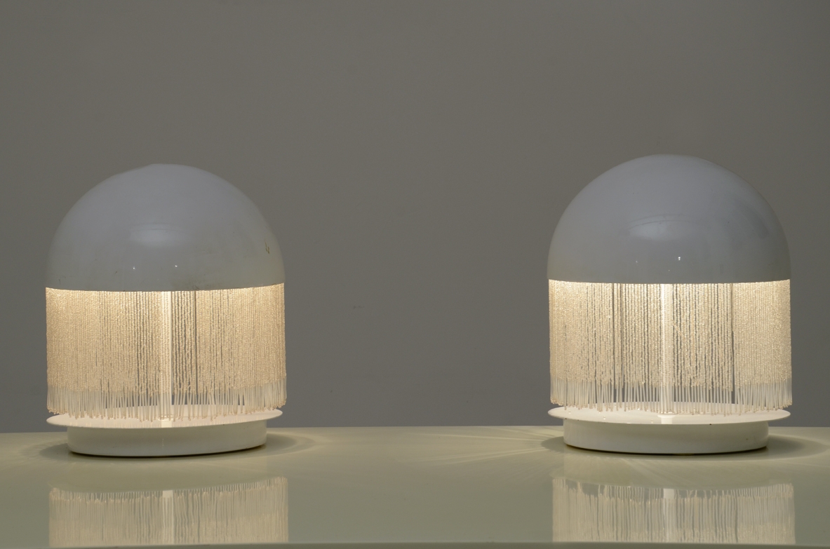 Coppia di originali lampade anni 60' in metallo laccato
