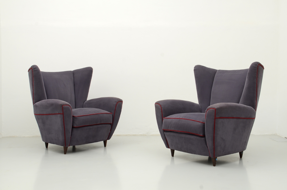 Pair of armchairs, cotton fabric, attr. Paolo Buffa, 1950's.