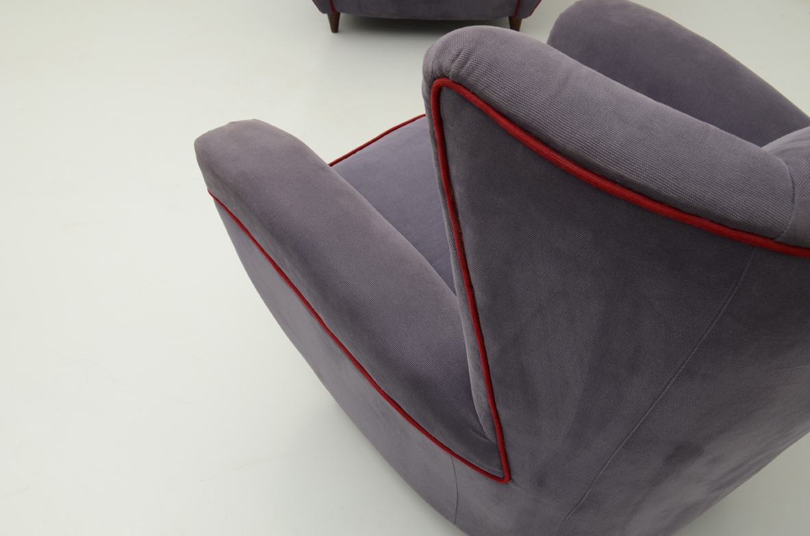 Pair of armchairs, cotton fabric, attr. Paolo Buffa, 1950's.