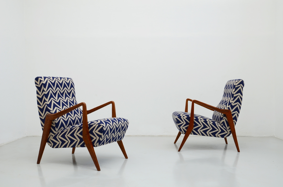 Beautiful pair of modernist 1950's Armchairs in the style of Gio Ponti.