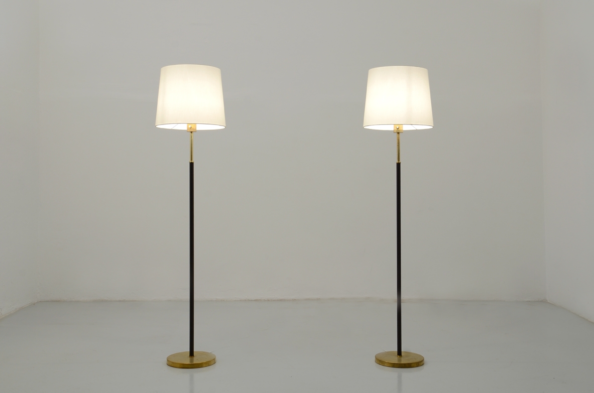 H.Agne Jakobsson, pair of very elegant 1960's floor lamps with brass.