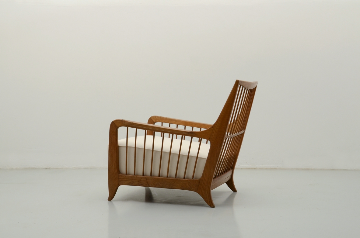 Paolo Buffa, rare pair of oak armchairs.  Manufactured by Cav.Serafino Arrighi, 1940s.  Paolo Buffa Archive, Marelli Heritage.