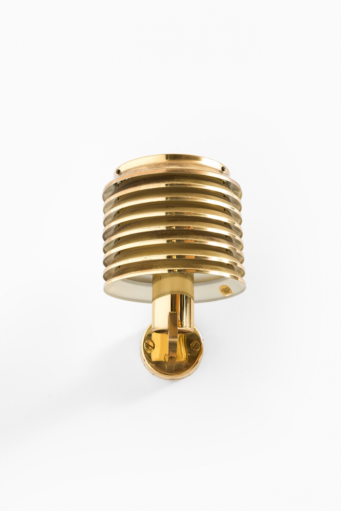 H.Agne Jakobsson, rare set of four V299 1960's wall lights in brass.