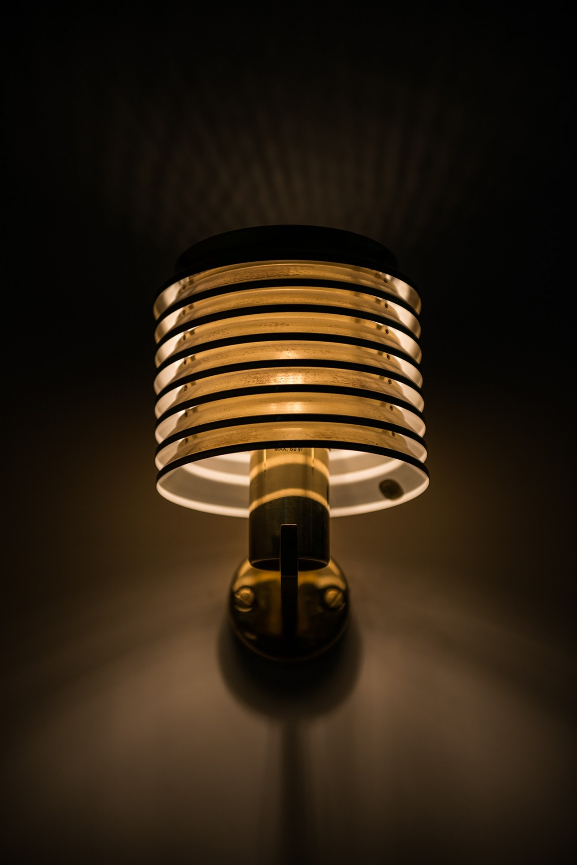 H.Agne Jakobsson, rare set of four V299 1960's wall lights in brass.