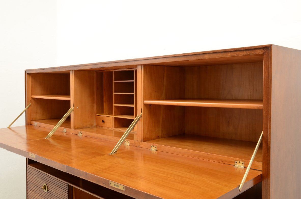 Vintage design furniture shop Milan