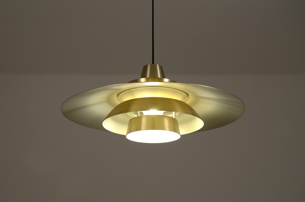 Poul Henningsen, pendant lamp produced by  Louis Poulsen in the 1960s.