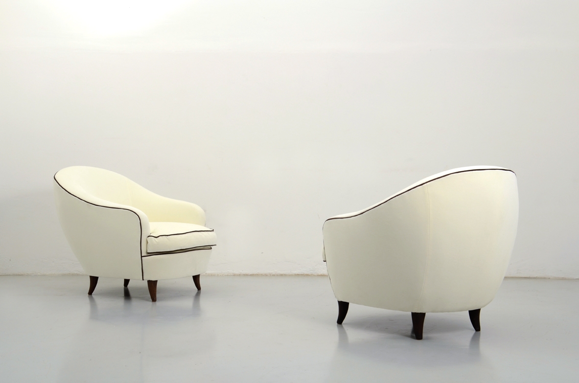 Gio Ponti, pair of elegant 1930's armchairs