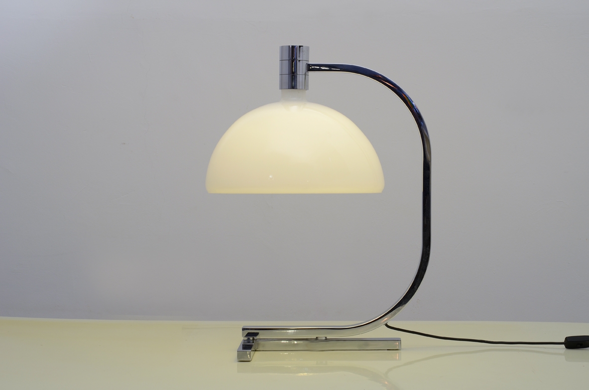 Franco Albini & Franca Helg with Antonio Piva, large table lamp produced by Sirrah in 1969.re