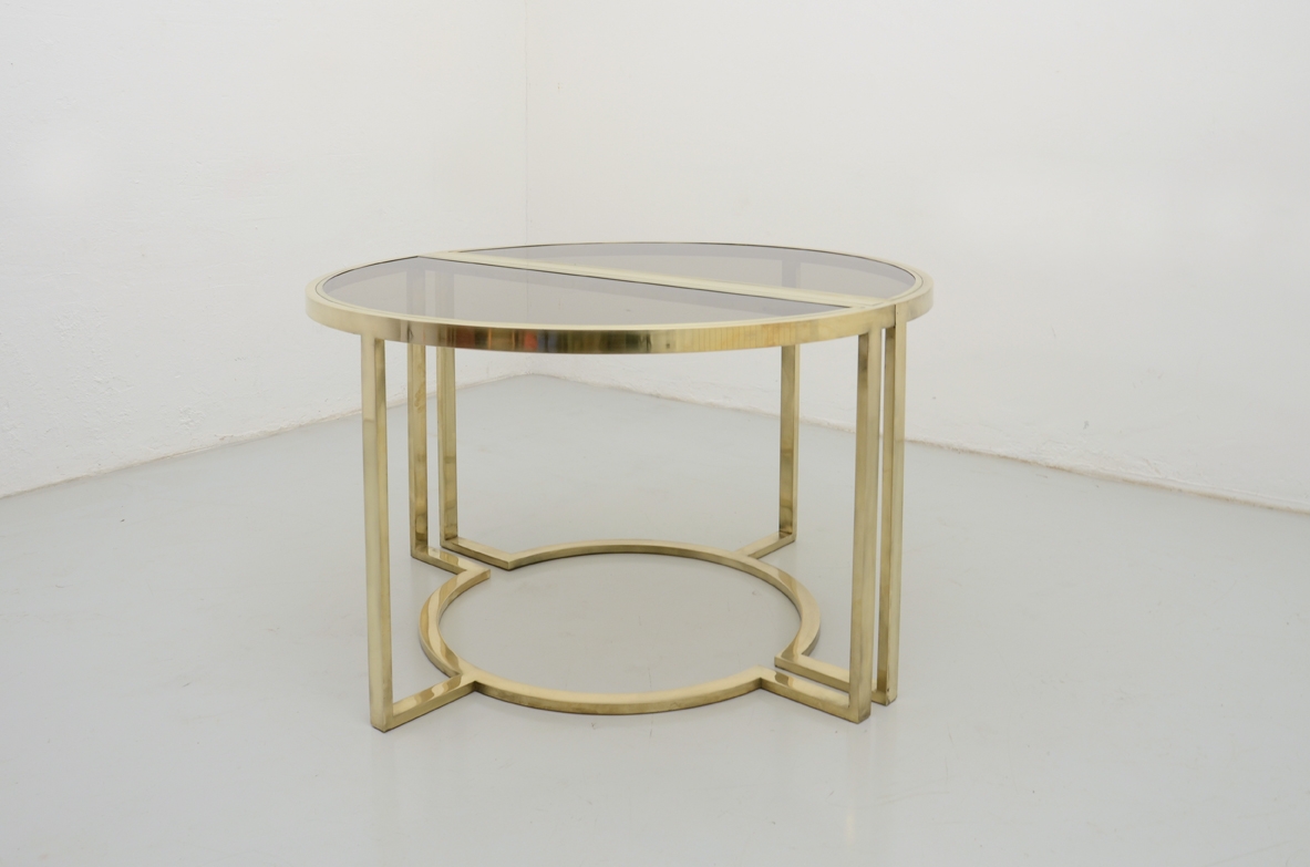 Modern furniture gallery Milan