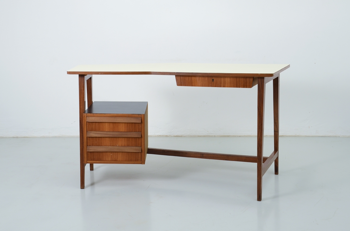 Vintage desk on sale design Gallery Milan