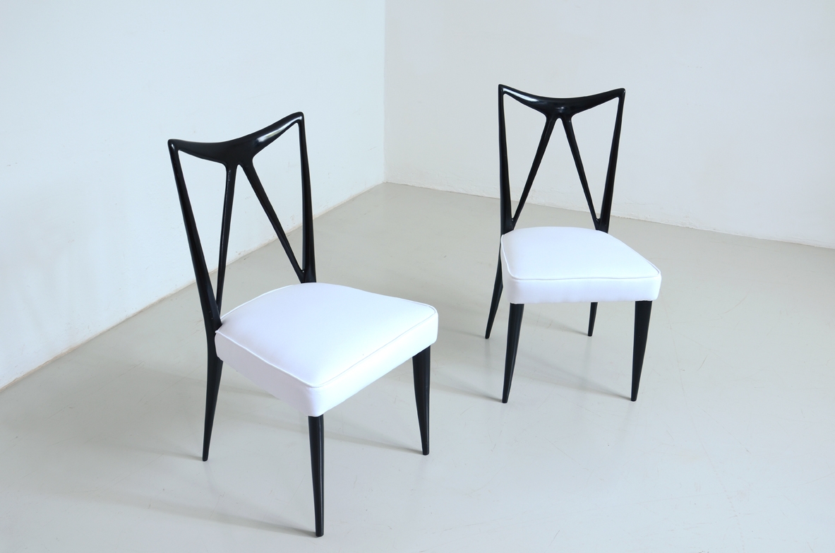 Set of six very elegant chairs in mahogany, attr. to Ico Parisi, Italy 1950's.