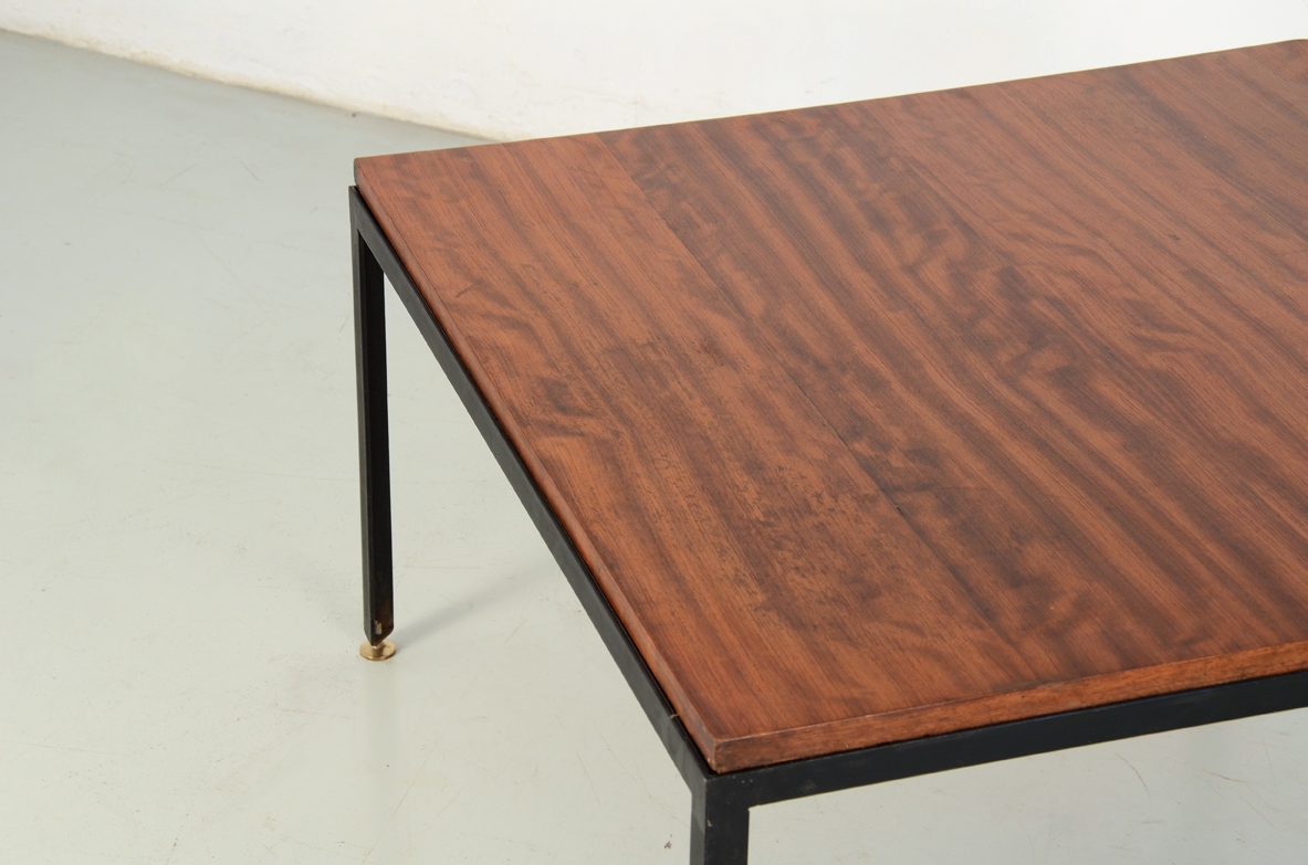 Camo & Graffi coffee table with metal structure and a nice quality mahogany wooden top, Italy 1960's.
