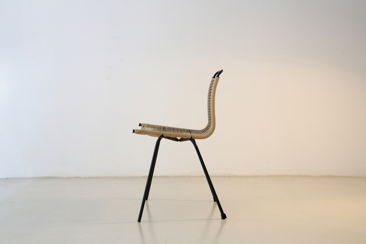 Poul Kjærholm's PK1 dining chair