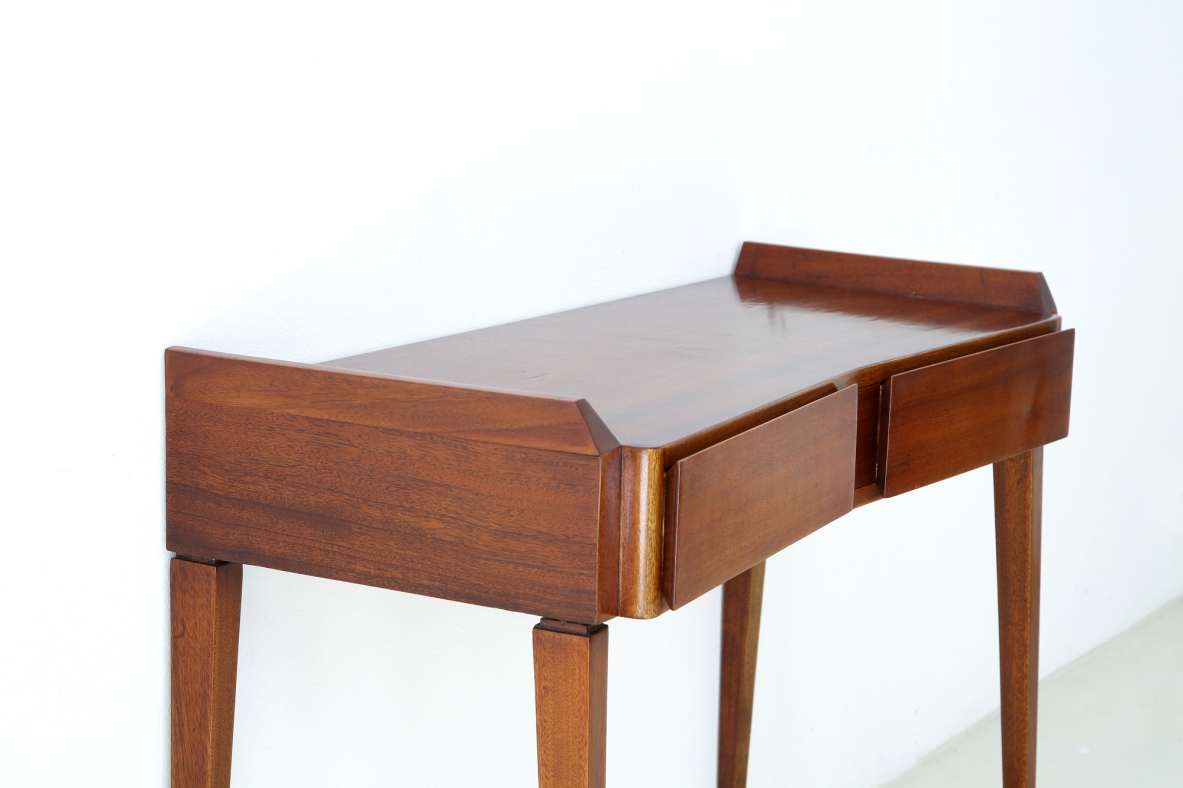 Italian 1950's Console Table in mahogany with nice front and two drawers.