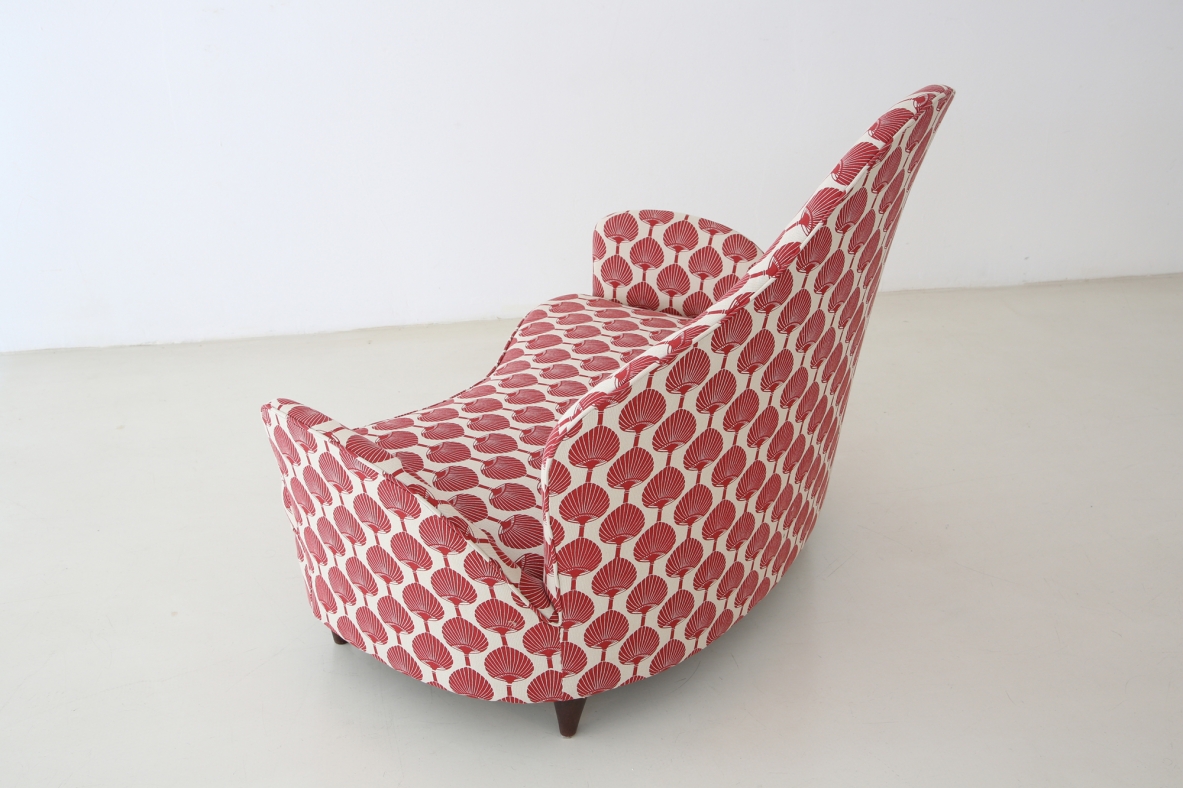 Cesare Lacca, piccolo elegante divanetto poltrona prodotto da ISA, 1950ca.