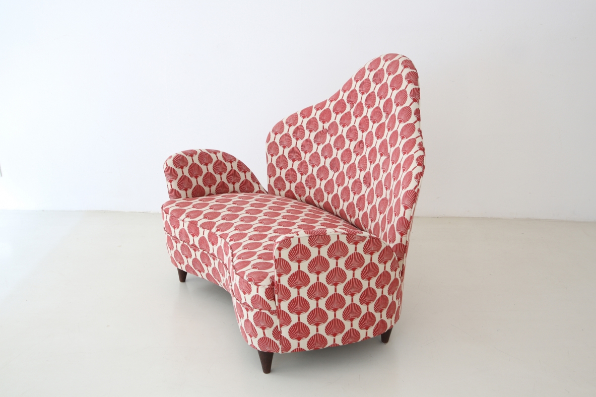 Cesare Lacca, piccolo elegante divanetto poltrona prodotto da ISA, 1950ca.