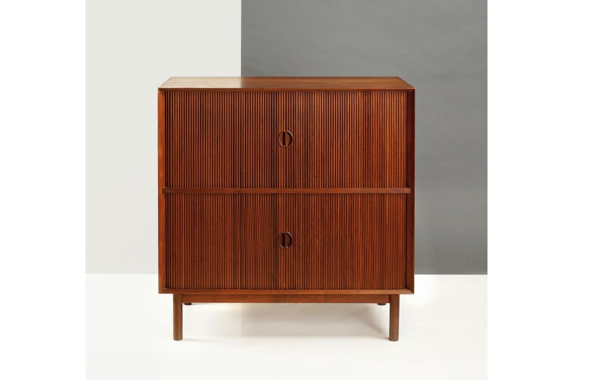Peter Hvdt & Orla Mølgaard-Nielsen, small cabinet in teak wood, Sborg Mobelfabrik, Dememark late 1950's.