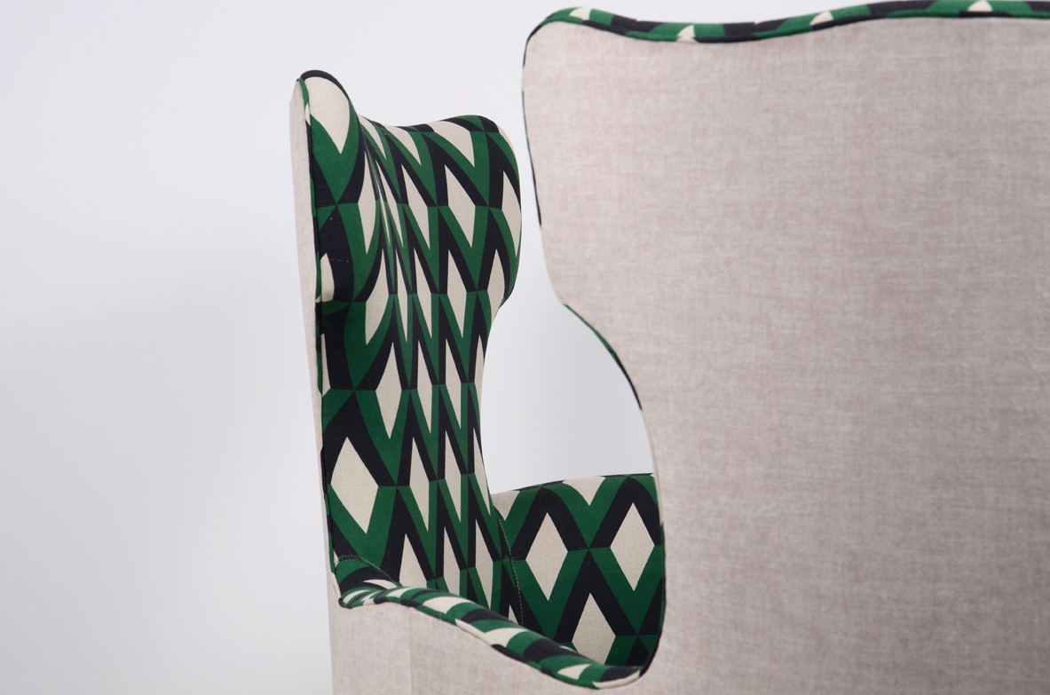 Maurizio Tempestini, original sofa with wooden structure and upholstered fabric cover.