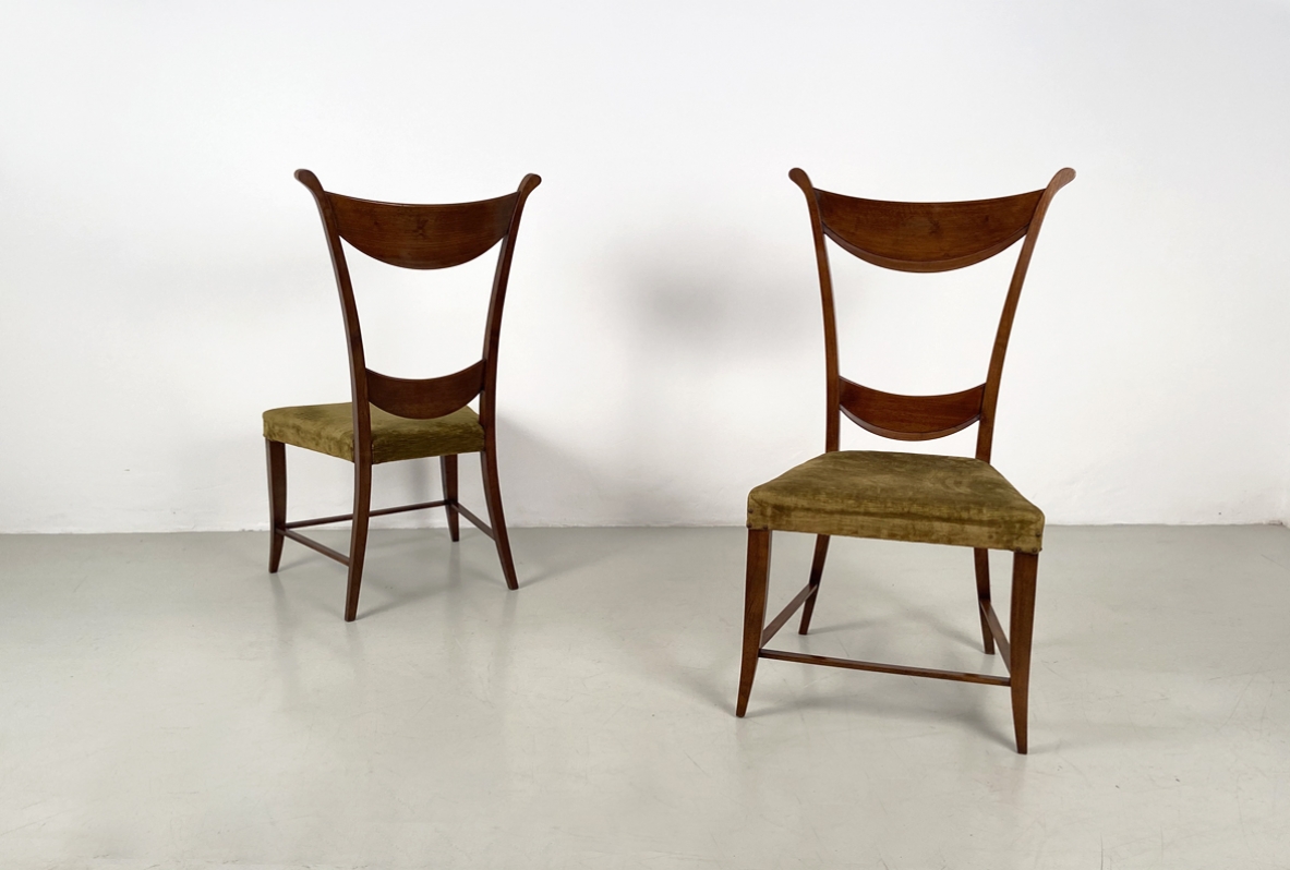 Coppia di sedie in legno con seduta imbottita, attr Guglielmo Ulrich 1940ca.