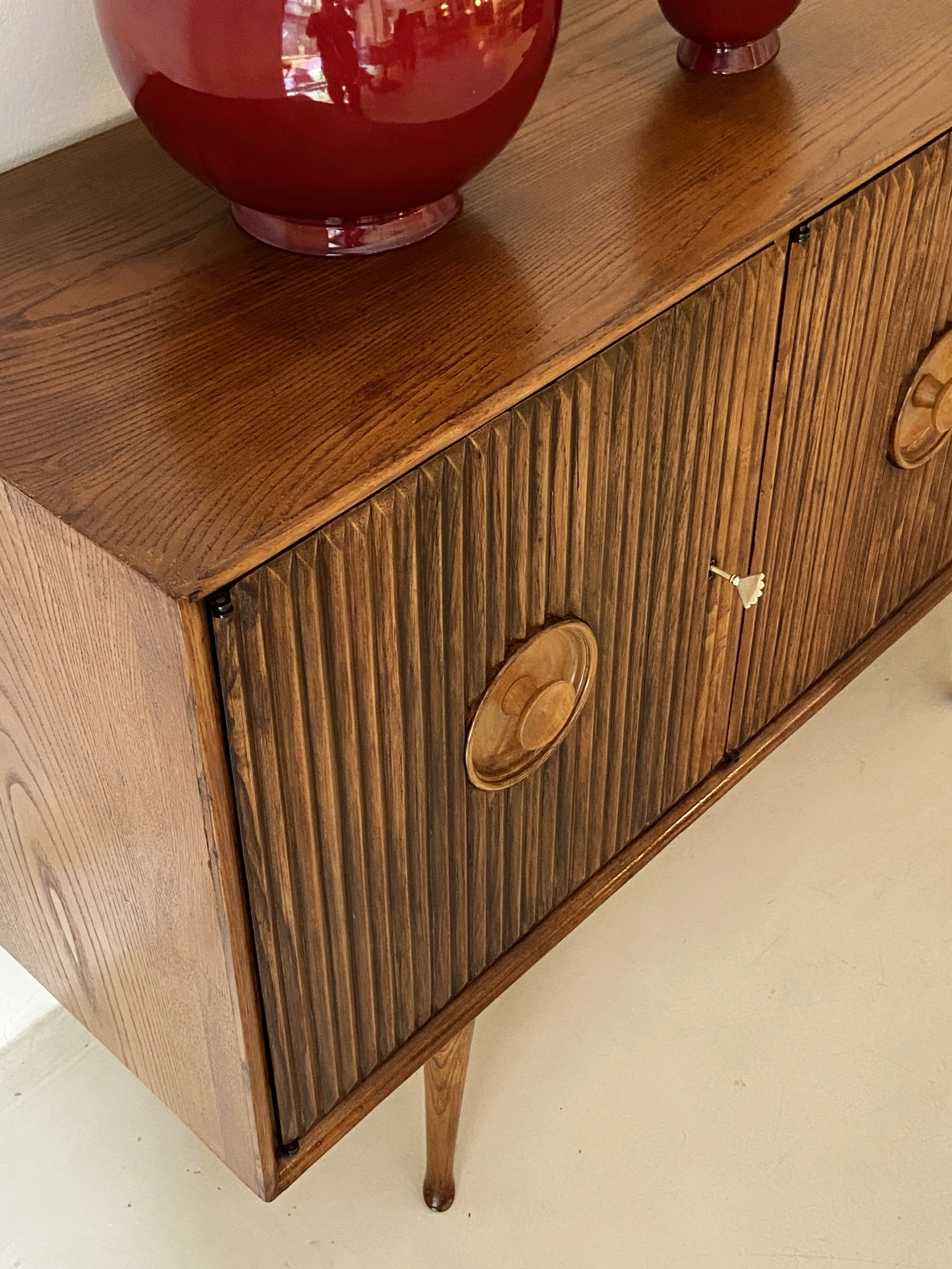 Paolo Buffa, unique 1940's sideboard in oak wood.