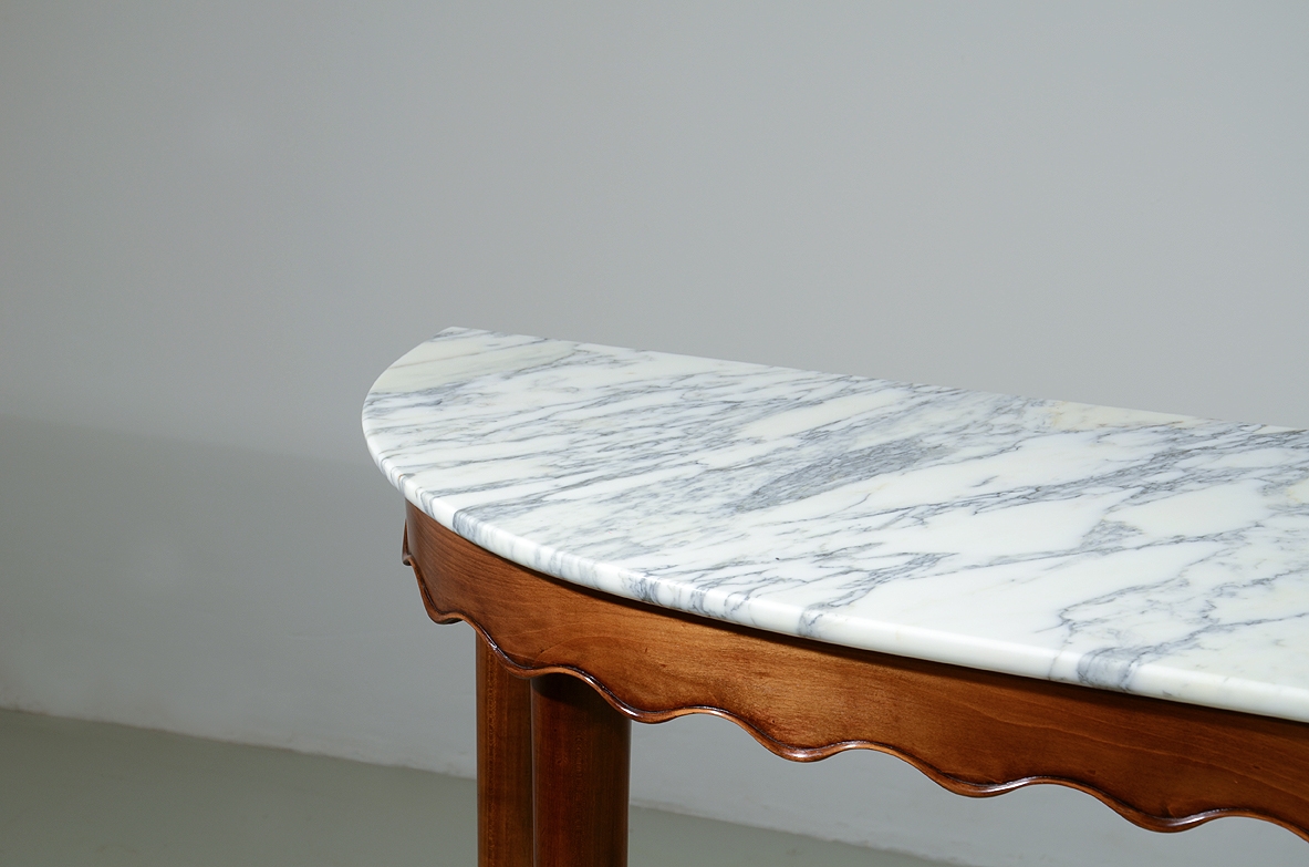Paolo Buffa, rare and elegant 1940's console table