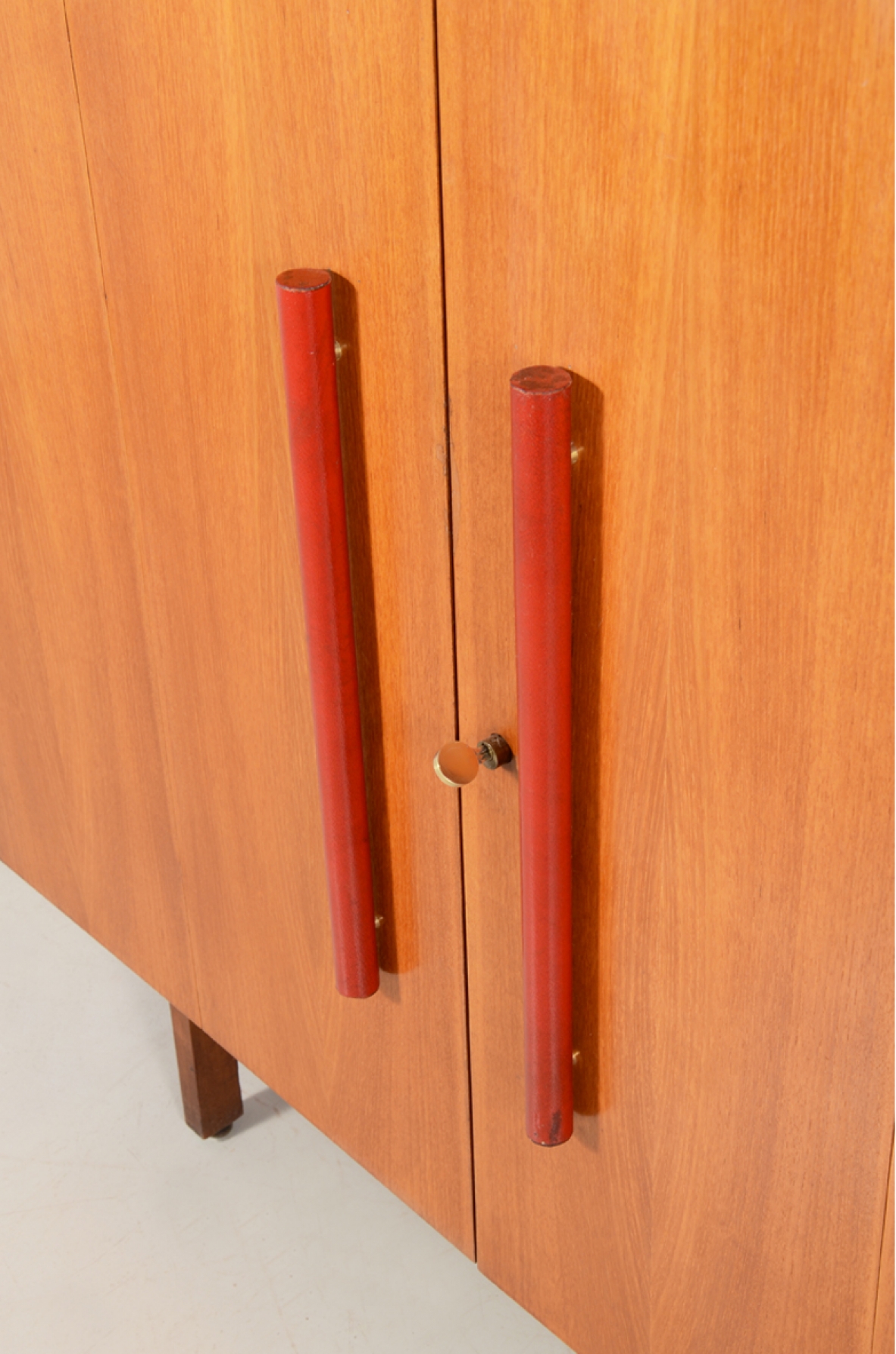 Ultra-functional office or smart-working cabinet in oak wood with various compartments, drawers and a pull-out writing desk. Italiy 1960's.