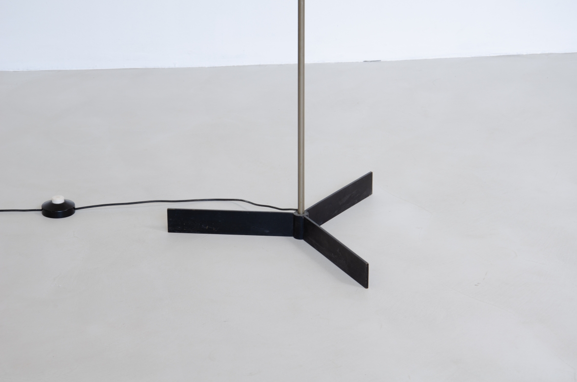 Italian 1960's floor lamp with a base shaped as a propeller, stem in steel and fabric lampshade.