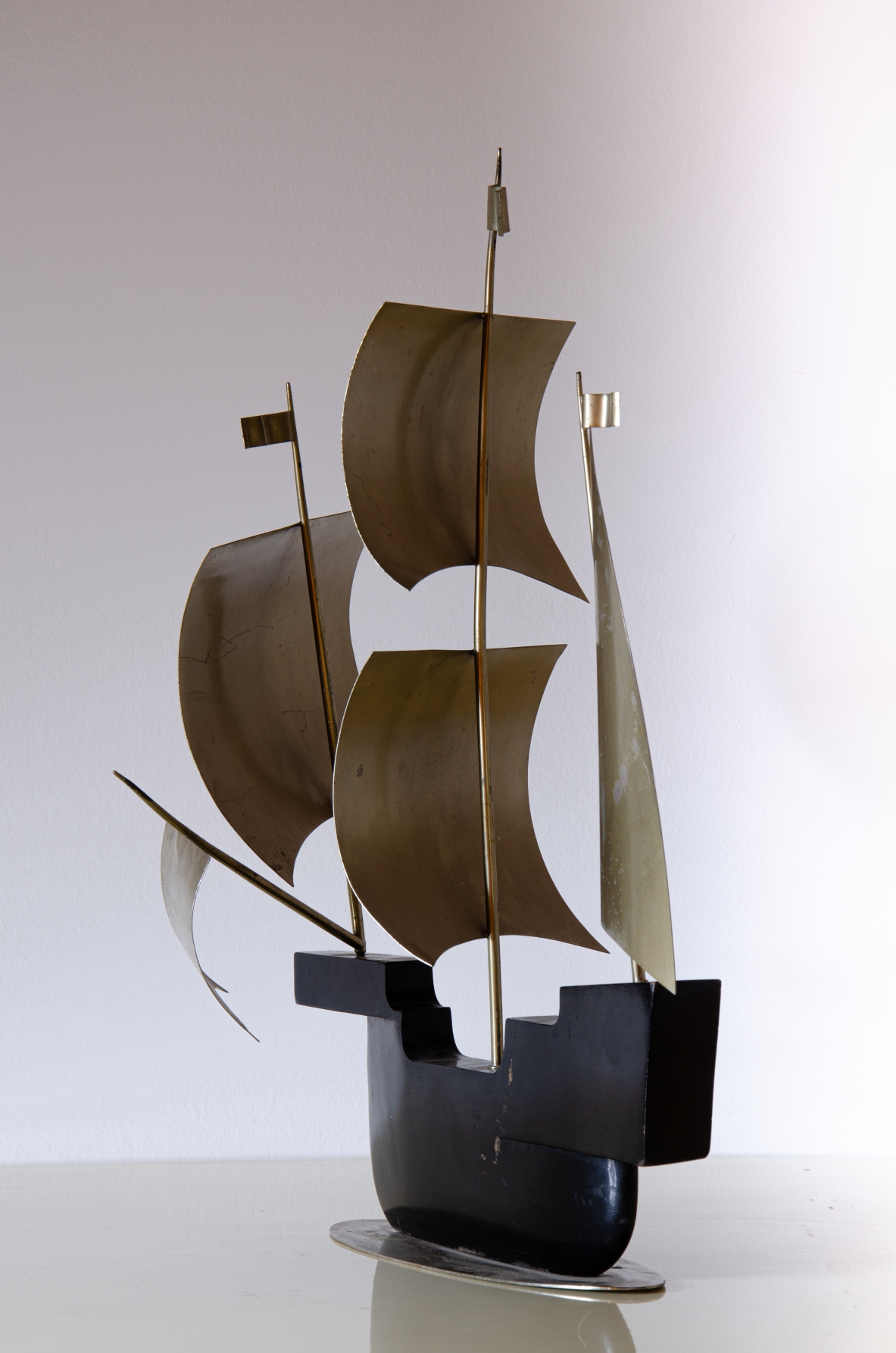 Gio Ponti, splendido veliero in legno sagomato anni '30.