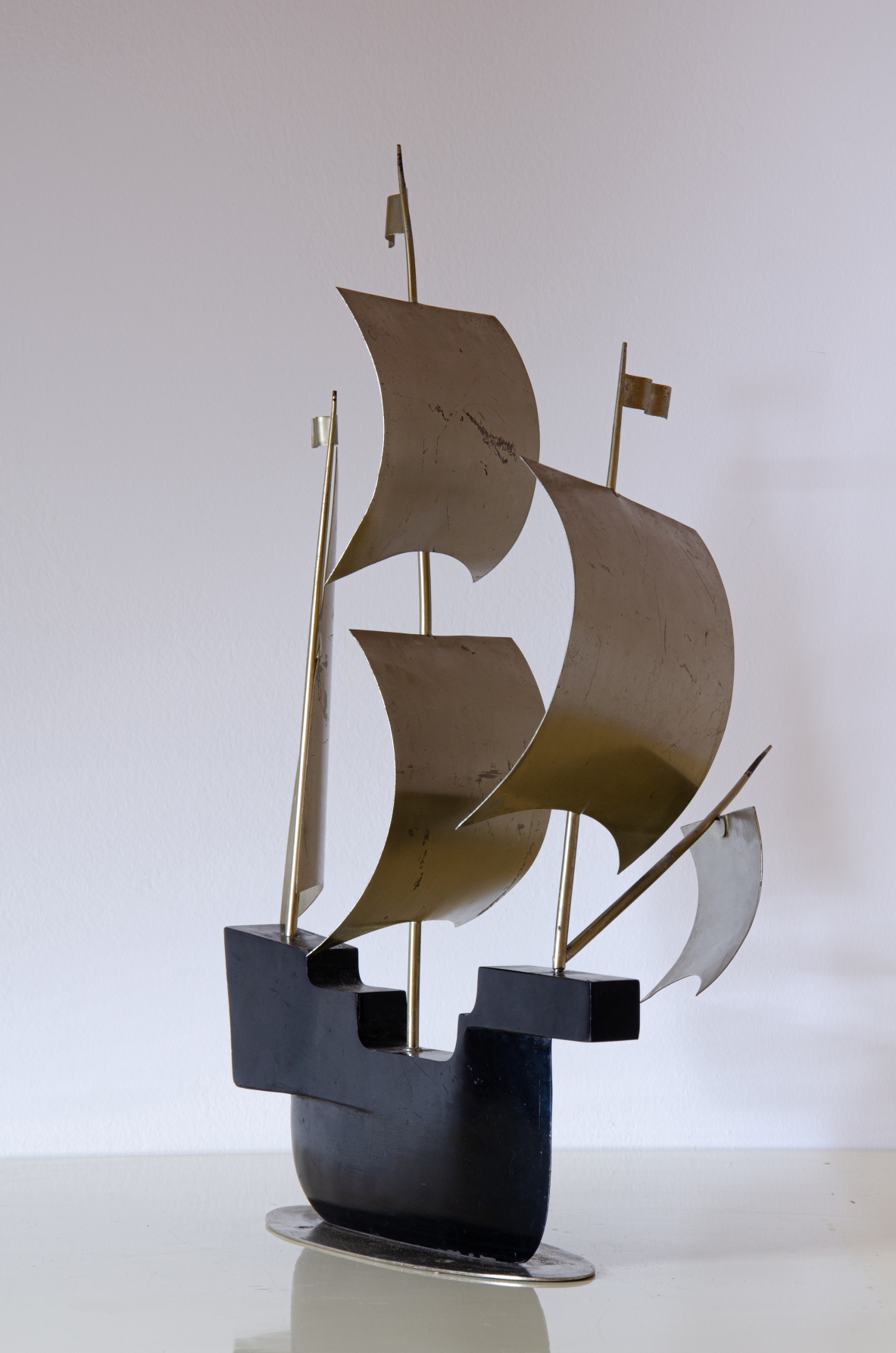 Gio Ponti, splendido veliero in legno sagomato anni '30.