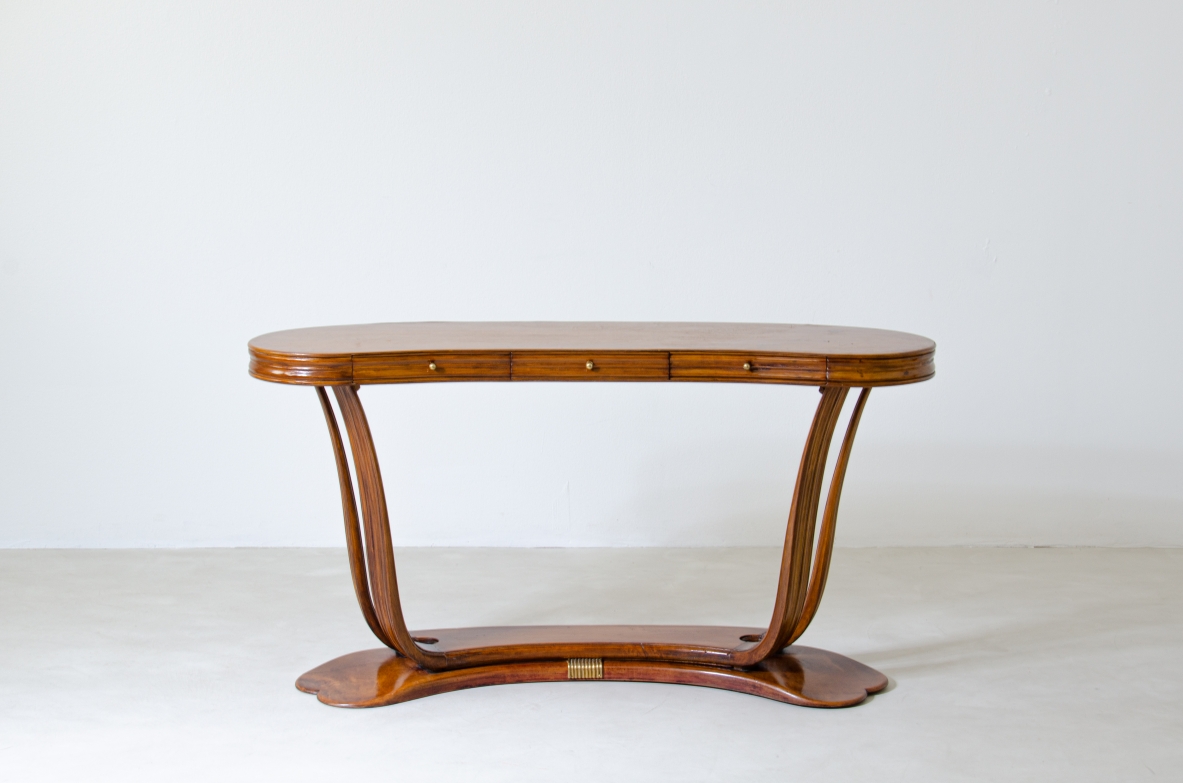 Osvaldo Borsani, elegant table / console in lacquered wood, with glass top and brass structure. Manufactured by Arredamenti Borsani, Italy 1940ca.