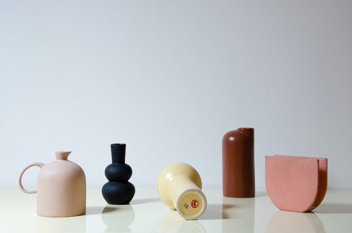 Achille Castiglioni 1975, Colored ceramic vases in fine opaque paste. Compasso d'oro award label