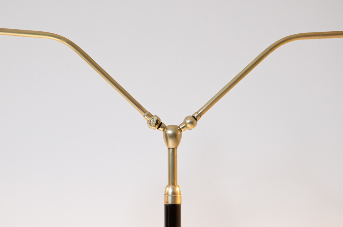 Floor lamp with marble base, brass stem and double diffuser in painted metal.  Prod. Lumen, 1950ca.