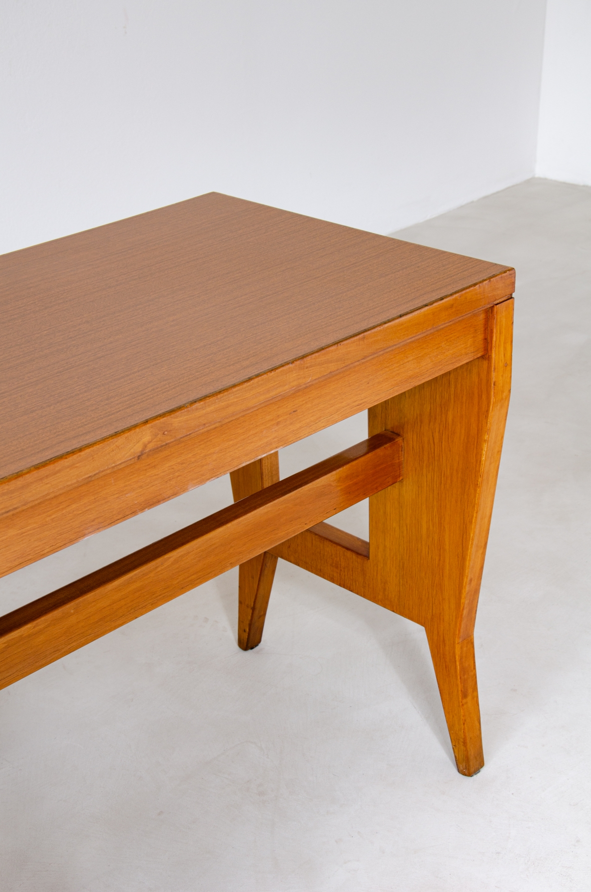 Giò Ponti, desk with wooden structure and brass tips, original brand BNL