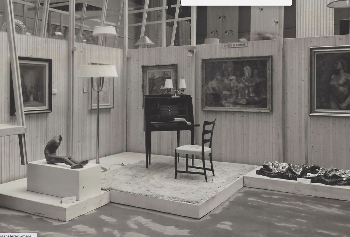 Paolo Buffa (1903-1970)  Sei eleganti sedie in noce 1938.
