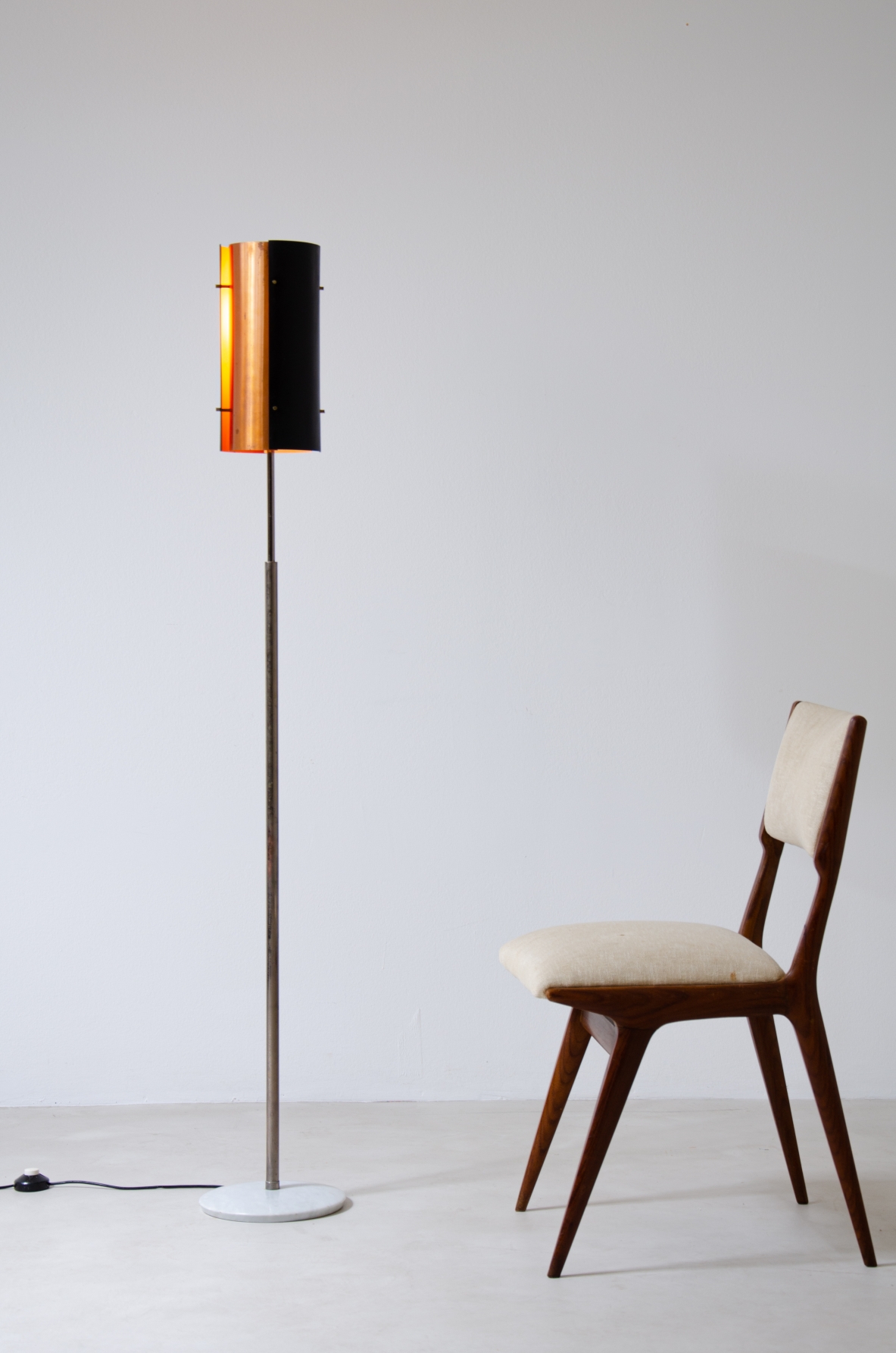 Carlo de Carli (1910 - 1999)  Set of six Model 158 chairs with upholstered seat and back.  Produced by Cassina, 1953-1954