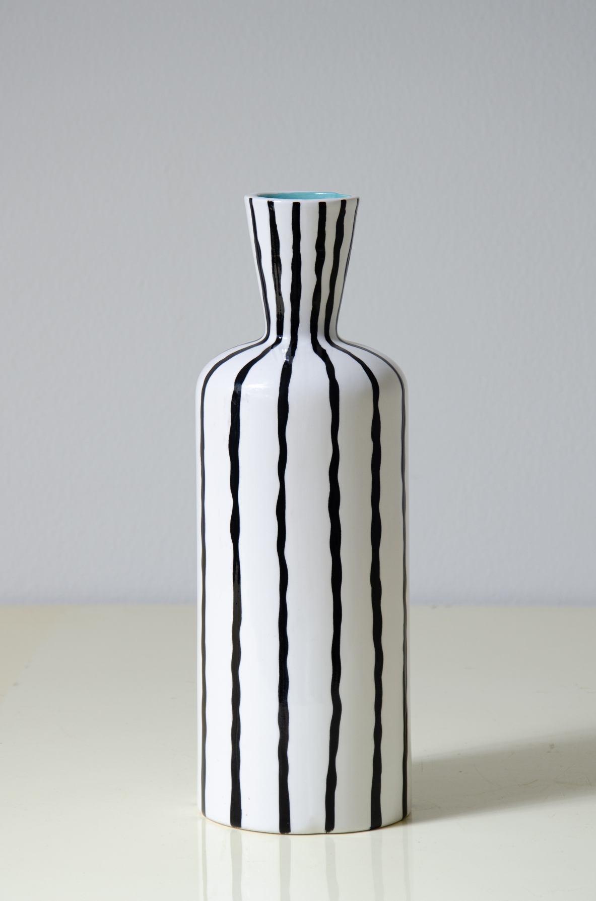 Gio Ponti. Decorated ceramic vase. Manufactured by Ginori, 1970s.
