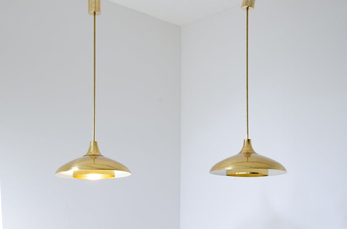Coppia di lampadari in ottone.  Prod. Bergboms, Svezia 1960ca.