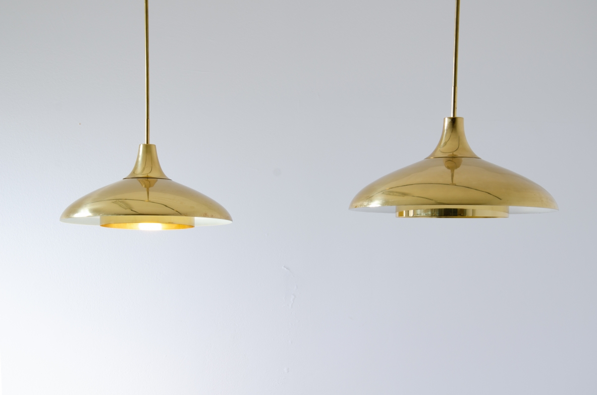 Coppia di lampadari in ottone.  Prod. Bergboms, Svezia 1960ca.