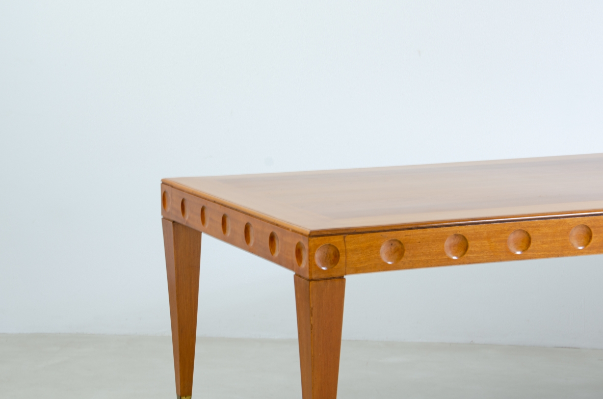 Gio Ponti, 1950's stunning table in cherry wood with nice decoration and thin long tips.