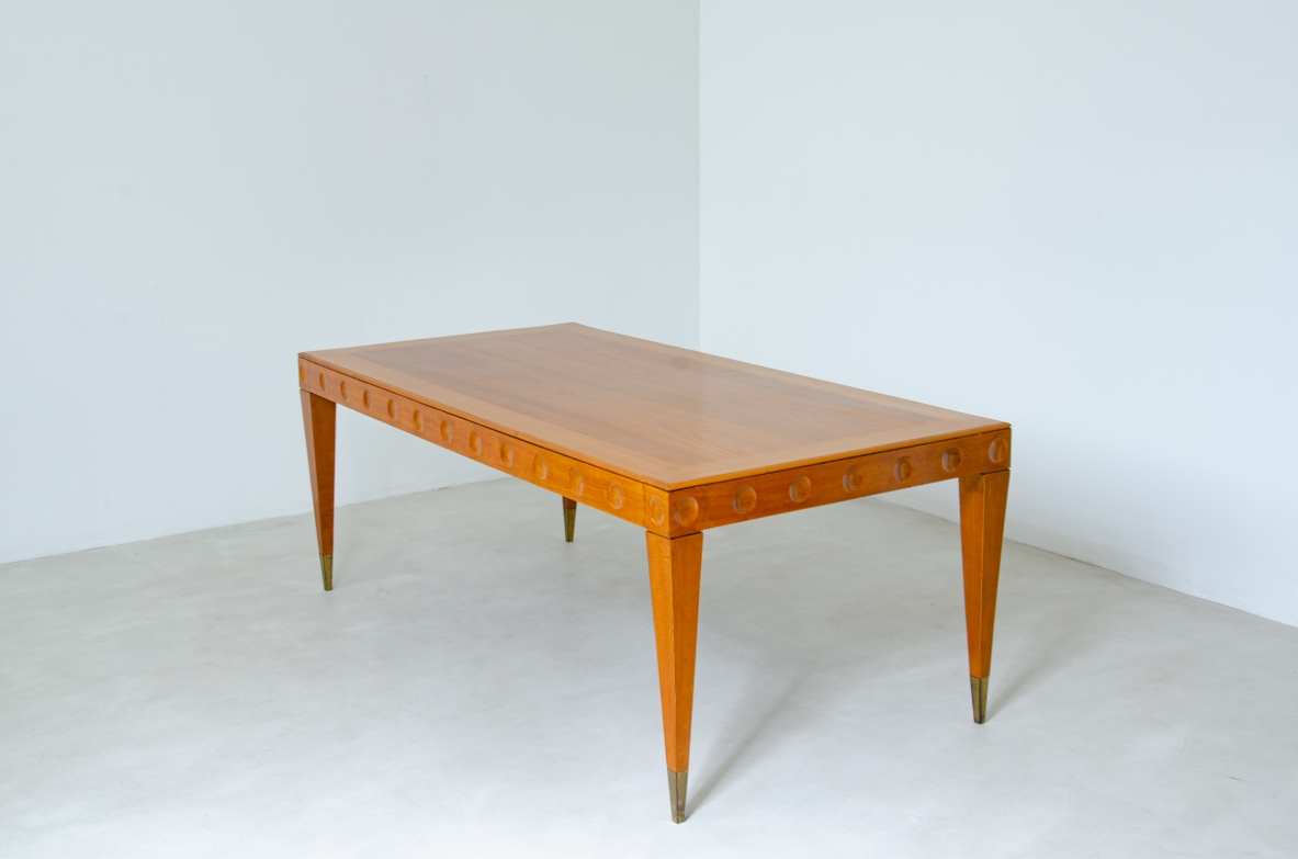 Gio Ponti, 1950's stunning table in cherry wood with nice decoration and thin long tips.