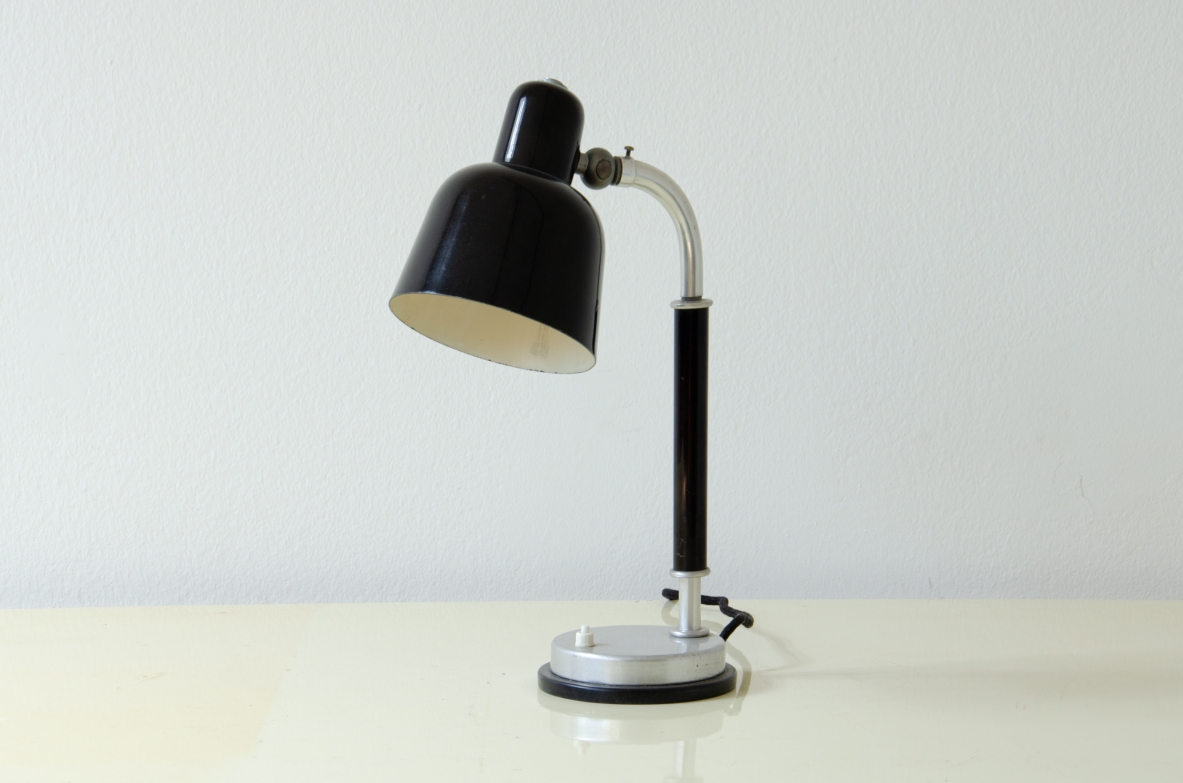 Table lamp in metal with slate base. Italian manufacture from the 1940s