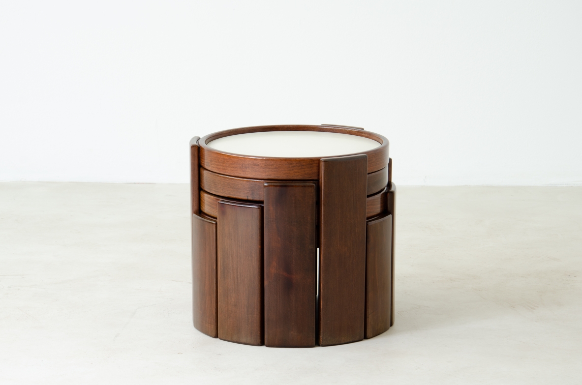 Gianfranco Frattini. Set di 4 tavolini componibili, Cassina, 1966