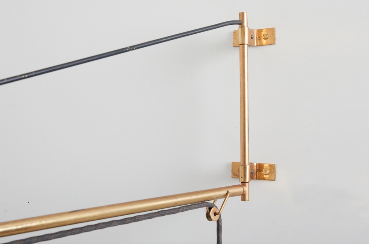Gaetano Scolari. Lampada telescopica saliscendi mod. 2061. Produzione Stilnovo, 1954