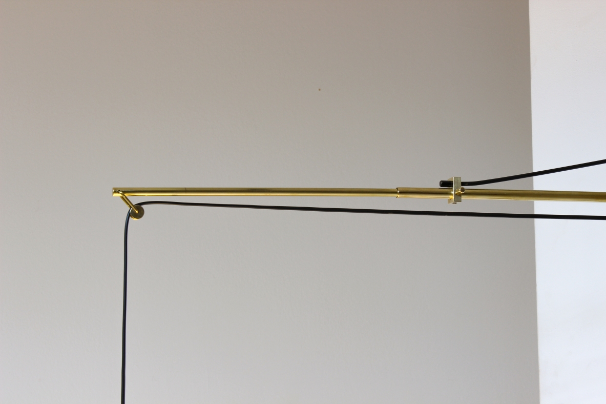 Gaetano Scolari. Lampada telescopica saliscendi mod. 2061. Produzione Stilnovo, 1954