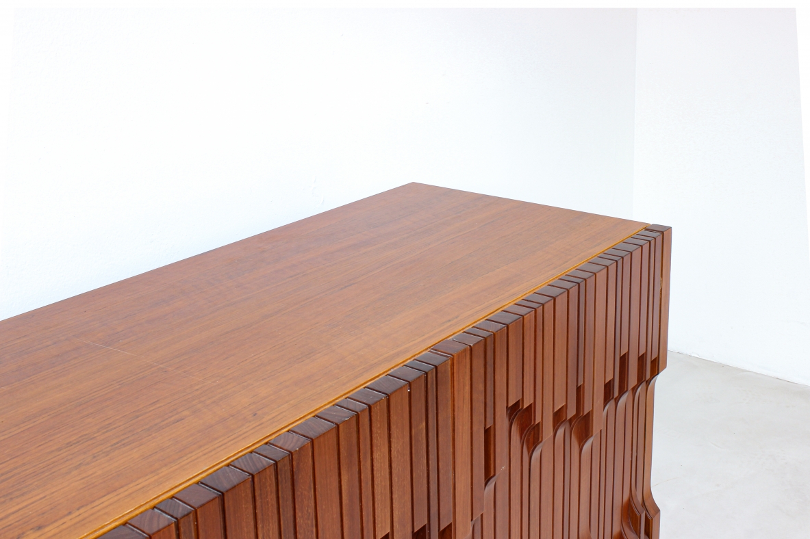 Luciano Frigerio. Large sideboard with front decorated with exotic wood slats. Frigerio di Desio production, 1970's