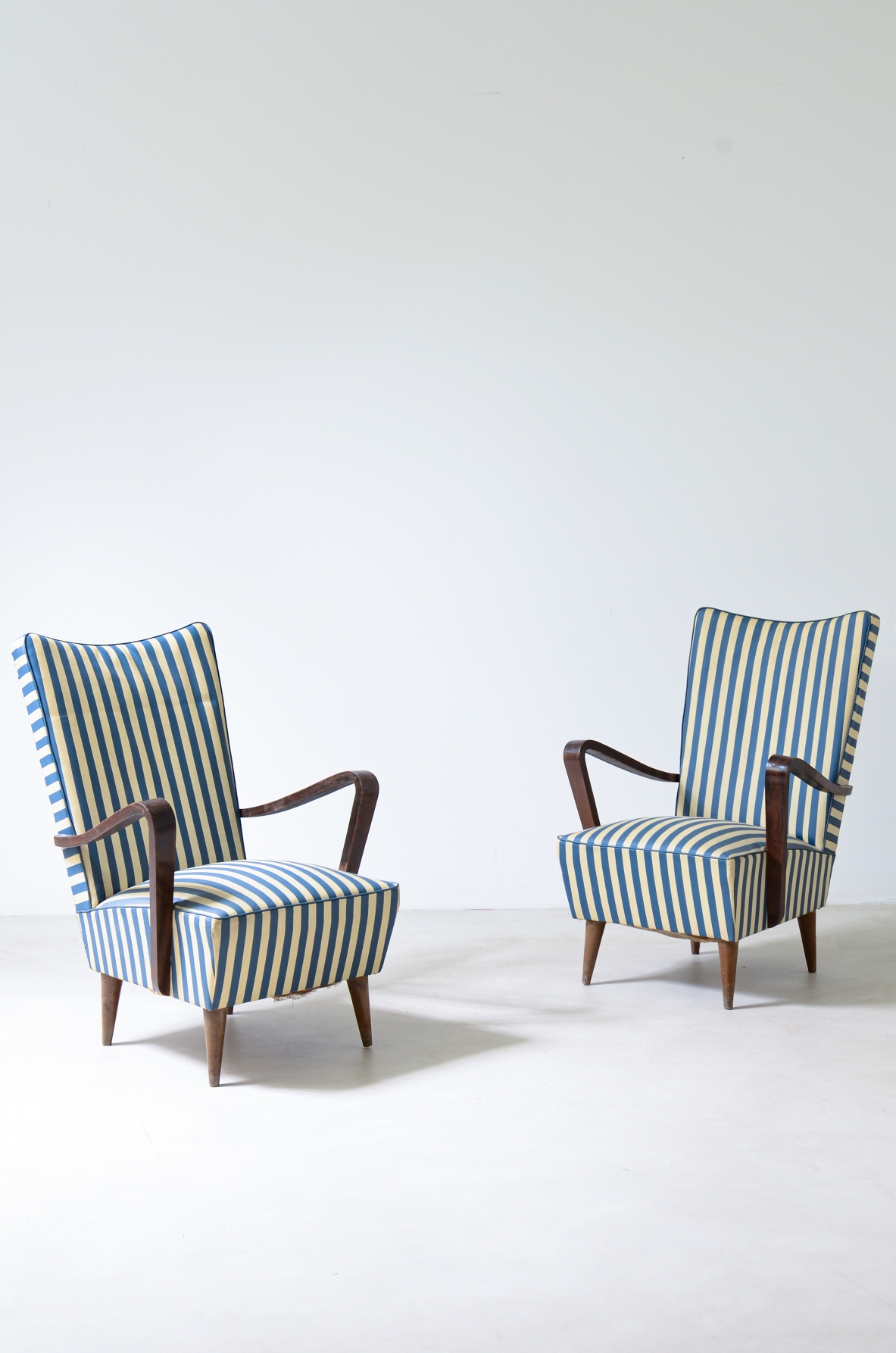 Pair of original Ski armchairs in excellent condition.  Italian manufacture, 1950's.