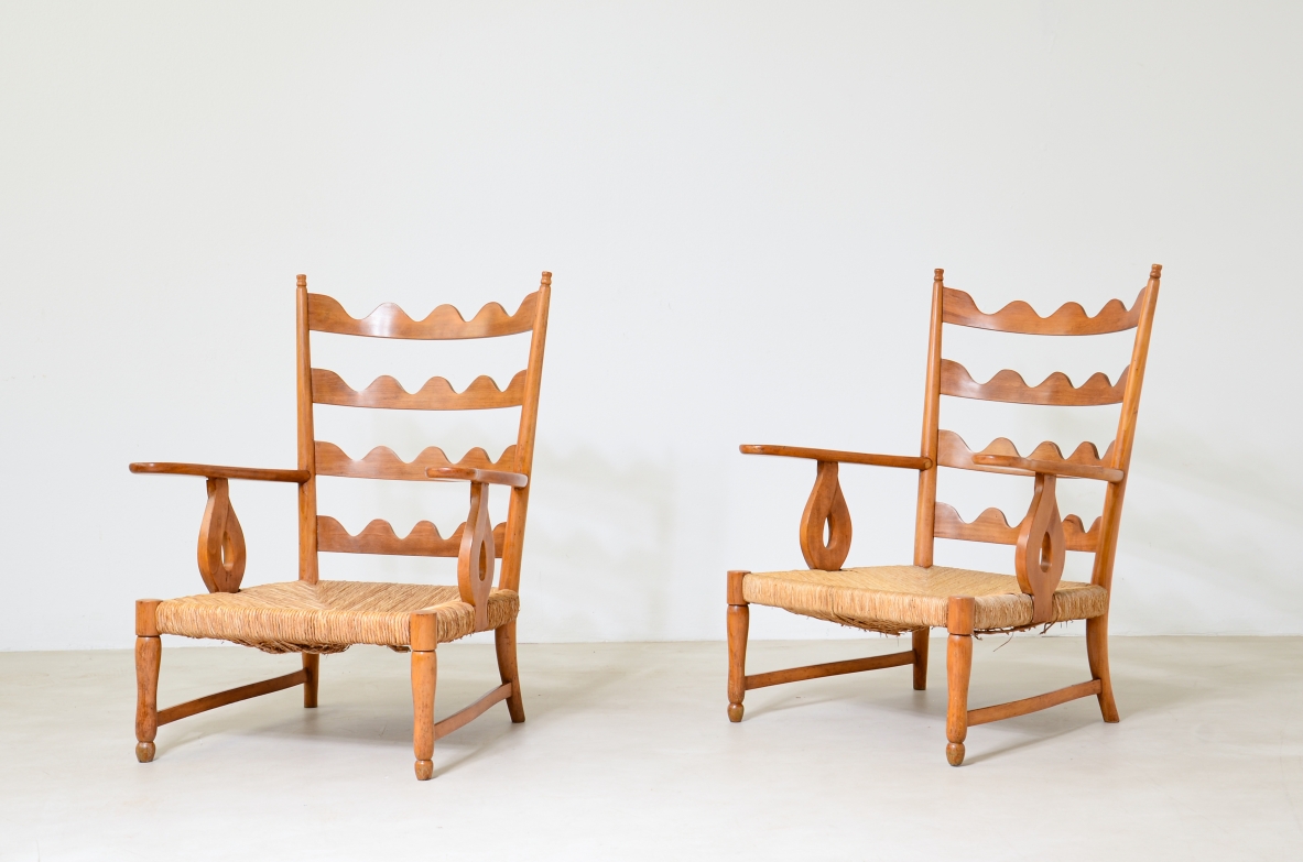 Paolo Buffa (1903-1970)  Rare pair of cherry armchairs with wave-shaped backrest, 1940s. Biblical Furniture Paolo Buffa-Roberto Rizzi