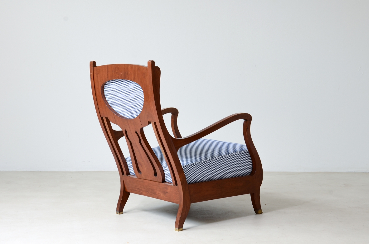 Eugenio Quarti. Coppia di poltrone Liberty. Manifattura Bottega Quarti, 1900ca