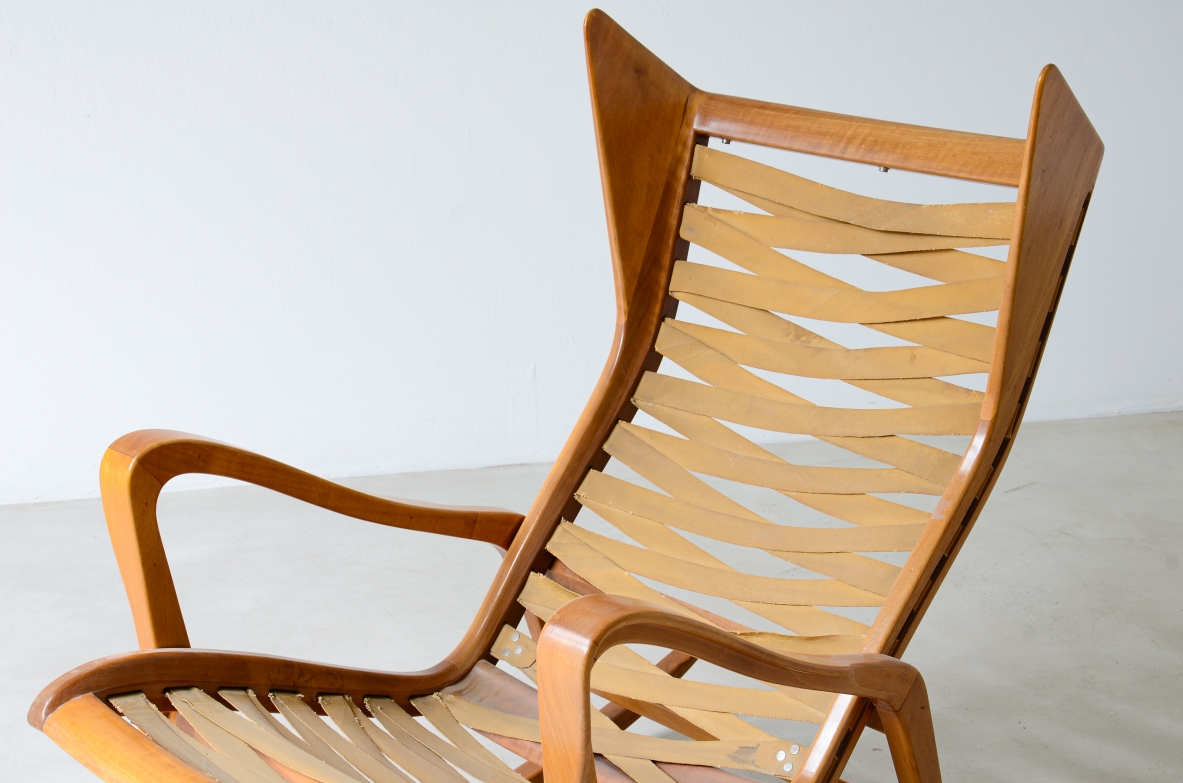 Cassina, rocking chair in wood with original seat, 1956.