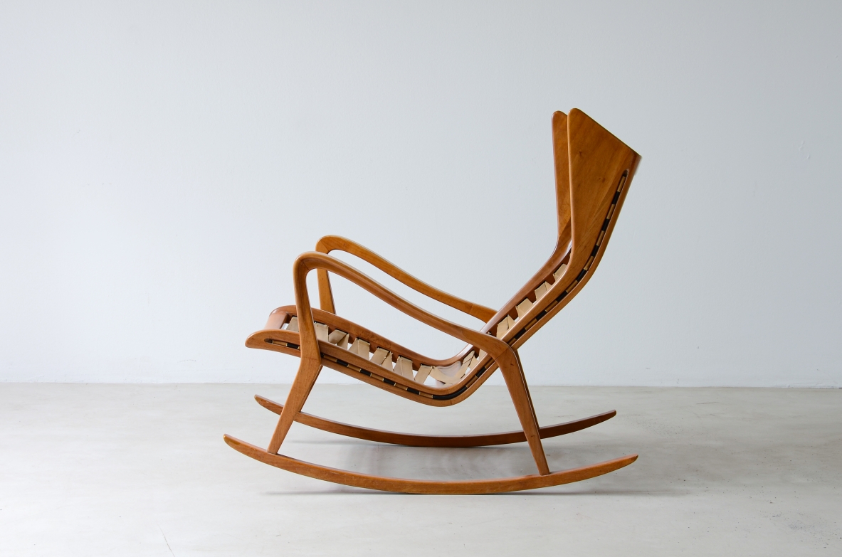 Cassina, rocking chair in wood with original seat, 1956.
